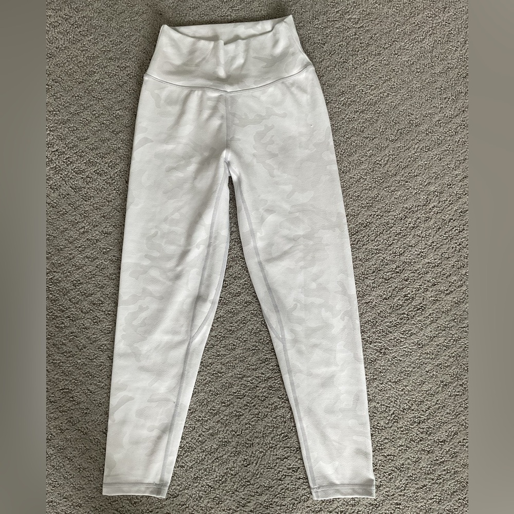 P’tula White Camo Leggings High Rise size M 0149